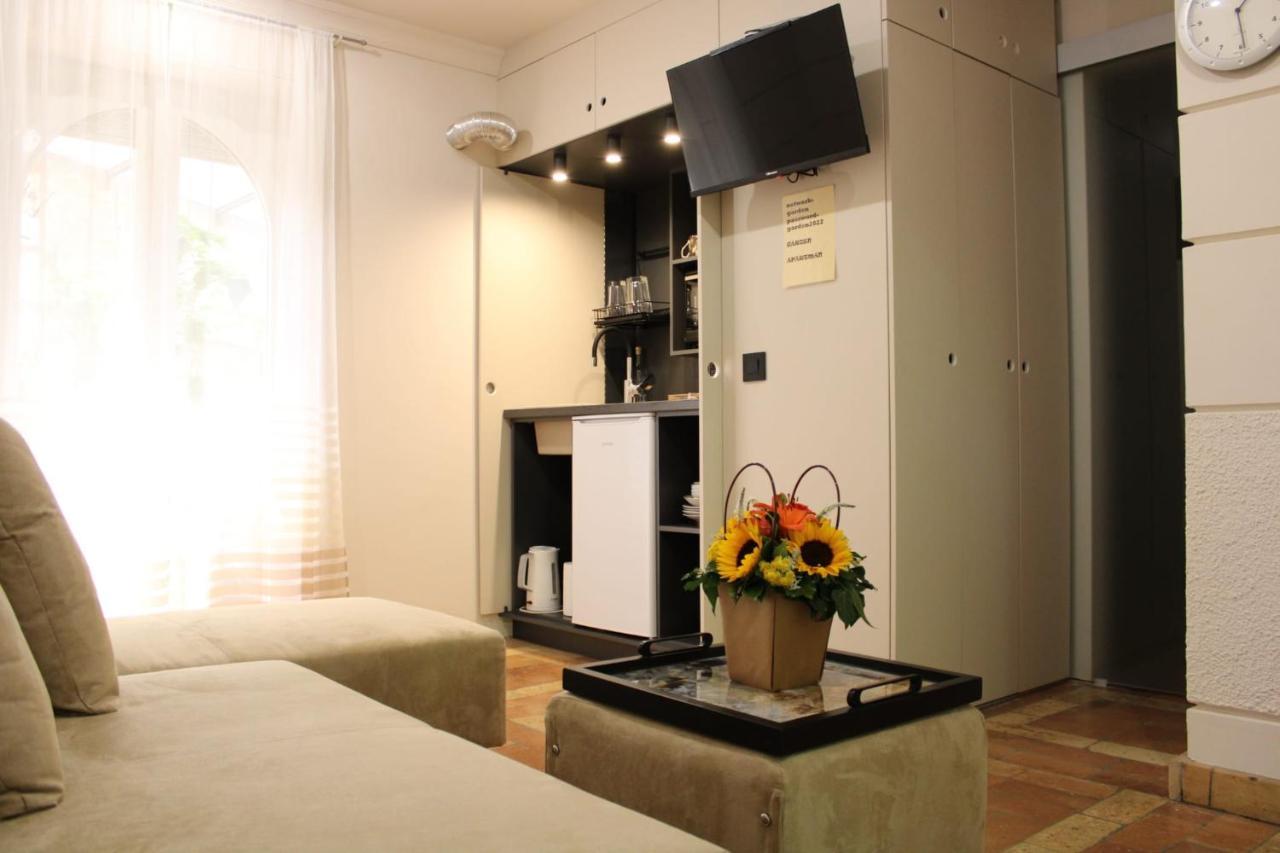 Garden Center Apartment Нови Сад Екстериор снимка